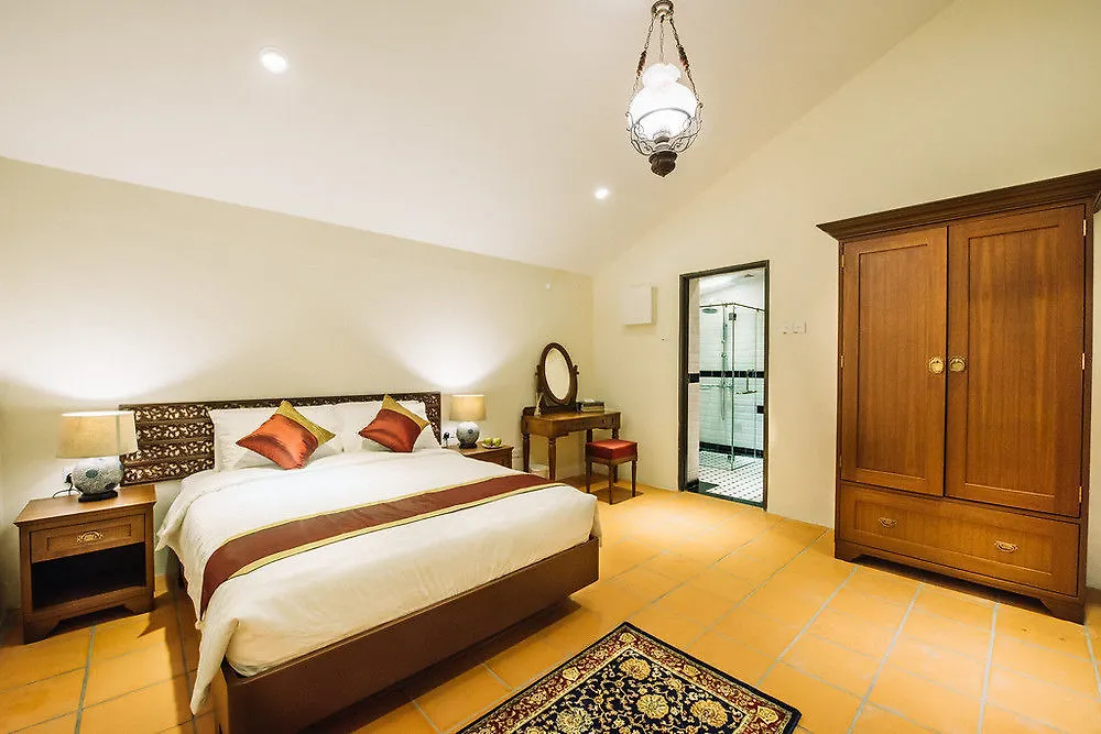 バリック・プラウ Botanica Mansion Bed & Breakfast