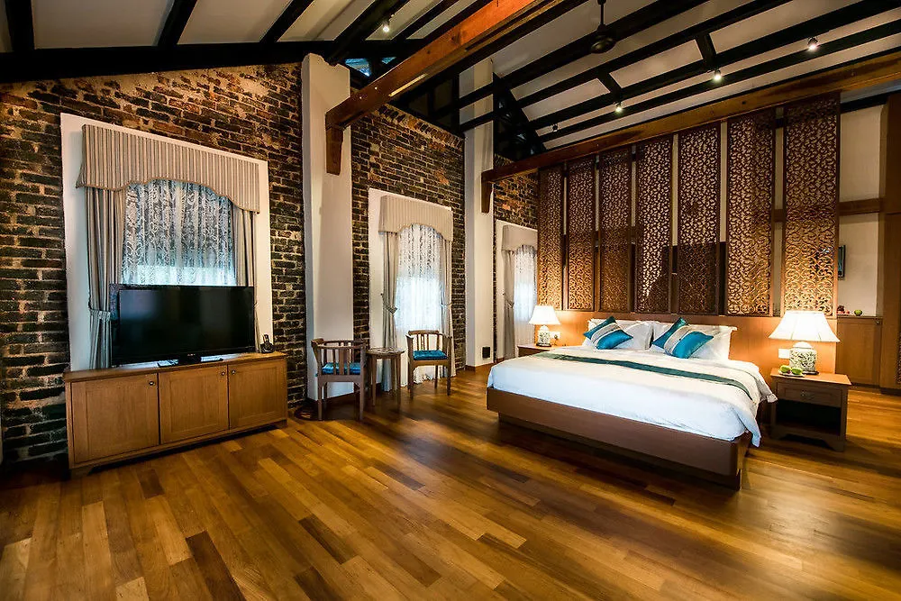 バリック・プラウ Botanica Mansion Bed & Breakfast