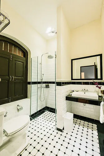バリック・プラウ Botanica Mansion Bed & Breakfast